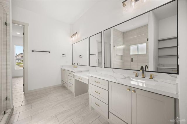 907 Platinum Street, Mission, TX 78572