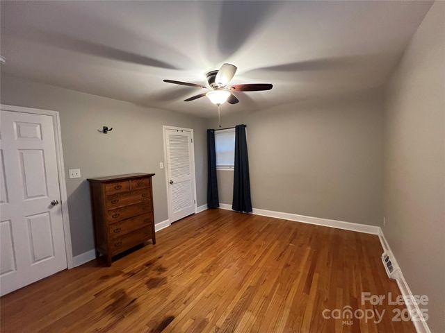 5908 Amity Place, Charlotte, NC 28212