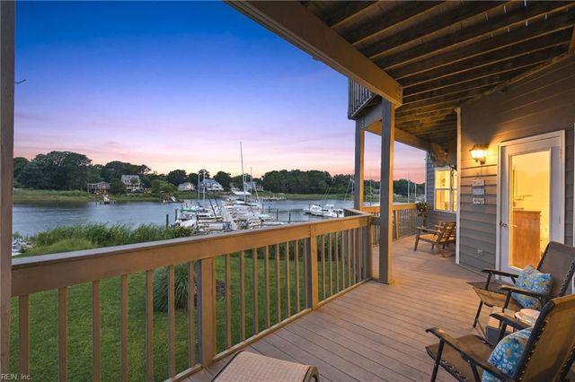 1024 Porte Harbour Arch Apt 201, Hampton, VA 23664