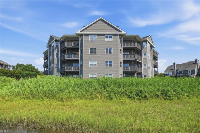 1024 Porte Harbour Arch Apt 201, Hampton, VA 23664