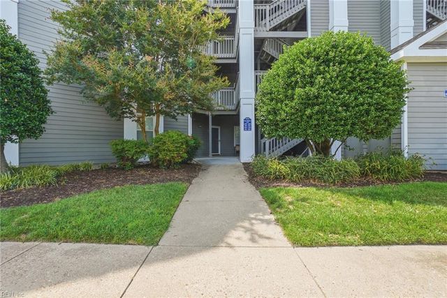 1024 Porte Harbour Arch Apt 201, Hampton, VA 23664