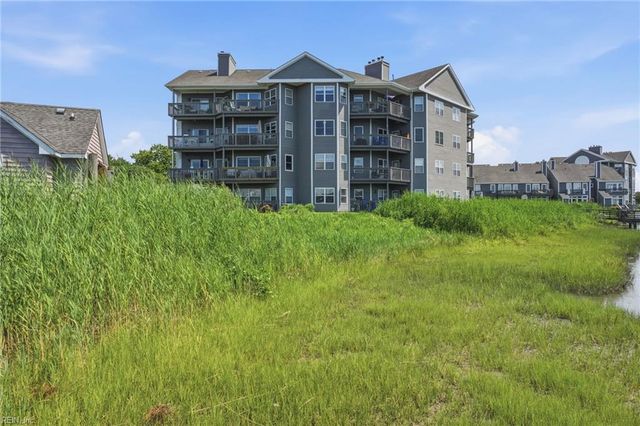 1024 Porte Harbour Arch Apt 201, Hampton, VA 23664