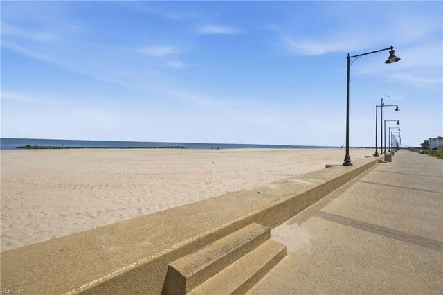 1024 Porte Harbour Arch Apt 201, Hampton, VA 23664