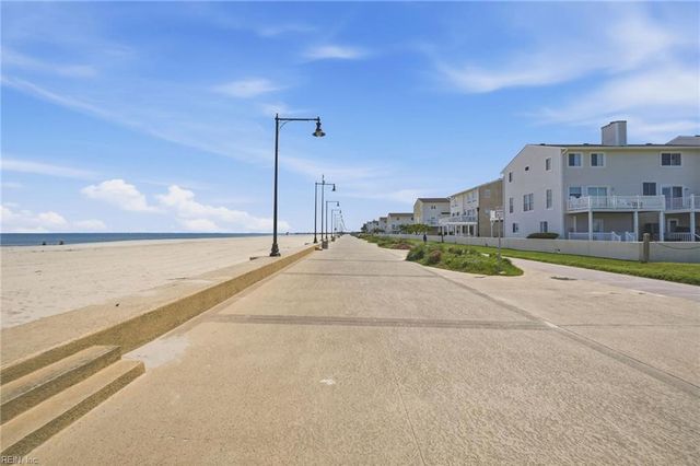 1024 Porte Harbour Arch Apt 201, Hampton, VA 23664