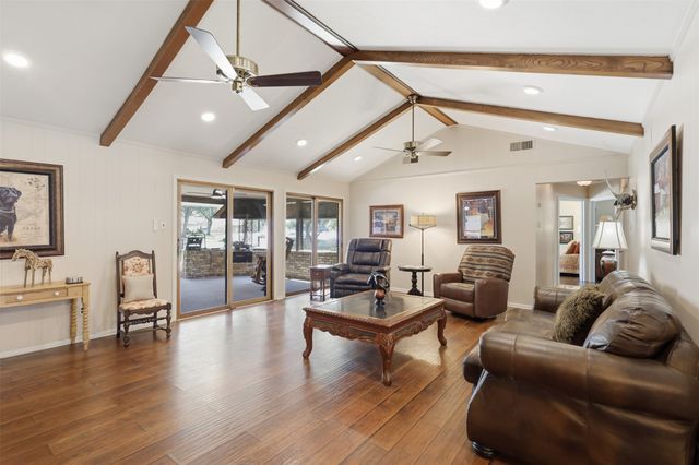 2308 Briarwood Boulevard, Arlington, TX 76013
