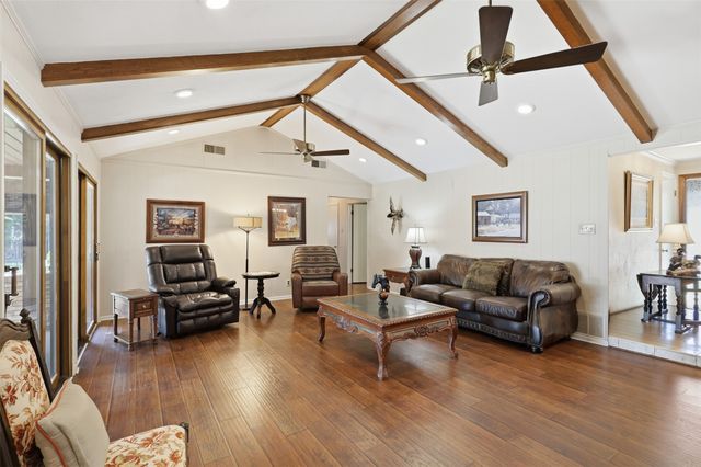 2308 Briarwood Boulevard, Arlington, TX 76013