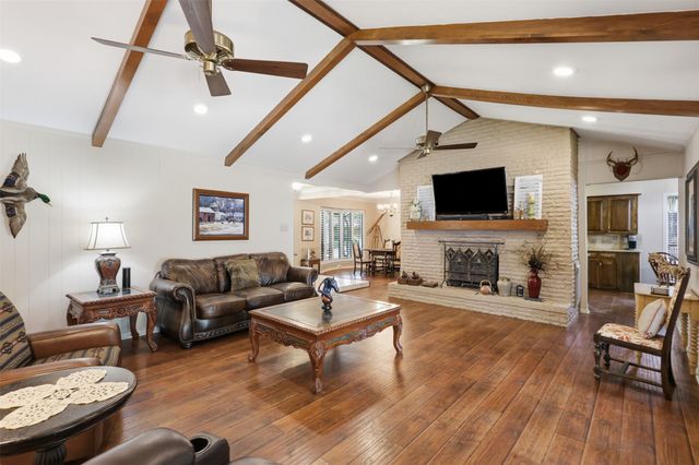 2308 Briarwood Boulevard, Arlington, TX 76013
