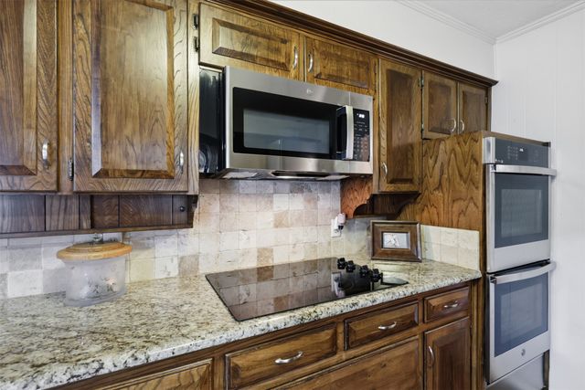 2308 Briarwood Boulevard, Arlington, TX 76013