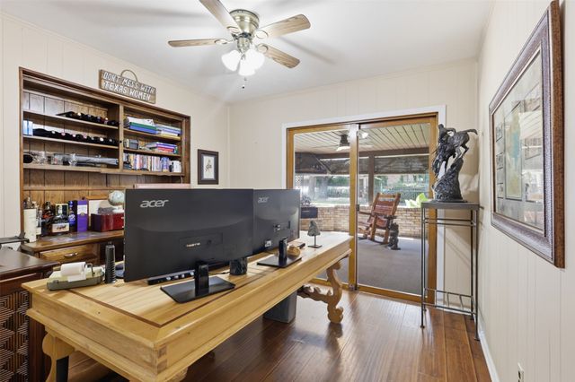 2308 Briarwood Boulevard, Arlington, TX 76013