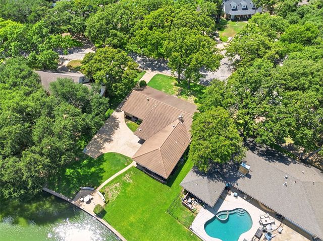 2308 Briarwood Boulevard, Arlington, TX 76013