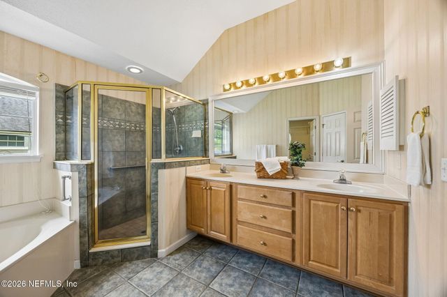 1715 COLONIAL Drive, Green Cove Springs, FL 32043