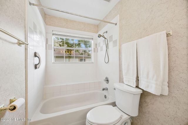 1715 COLONIAL Drive, Green Cove Springs, FL 32043
