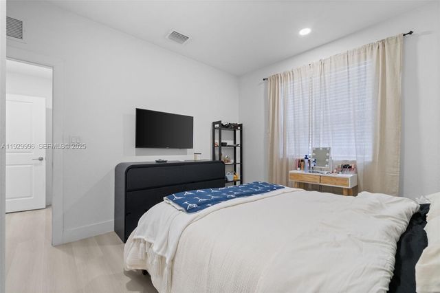 1387 SE 26th Ter, Homestead, FL 33035