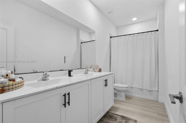 1387 SE 26th Ter, Homestead, FL 33035