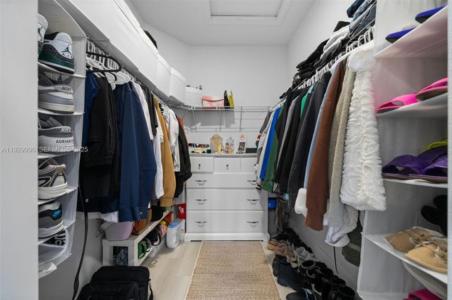 1387 SE 26th Ter, Homestead, FL 33035