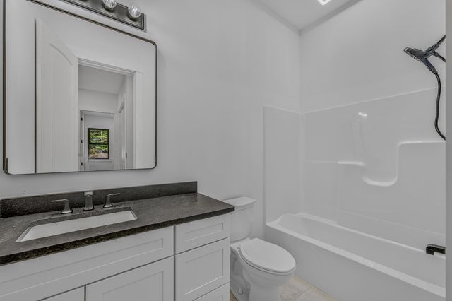 106 Ski Lift Lane, Plymouth, NH 03264