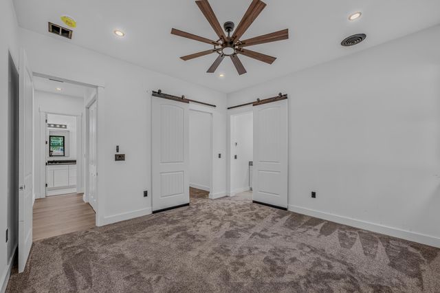 106 Ski Lift Lane, Plymouth, NH 03264