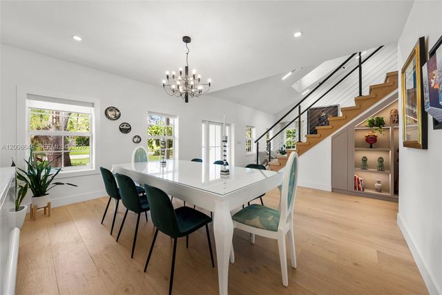 8220 SW 182nd St, Palmetto Bay, FL 33157
