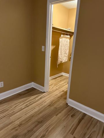 405 Cambridge Cir Apt B4, Murrells Inlet, SC 29576