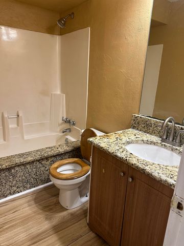 405 Cambridge Cir Apt B4, Murrells Inlet, SC 29576