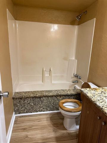 405 Cambridge Cir Apt B4, Murrells Inlet, SC 29576