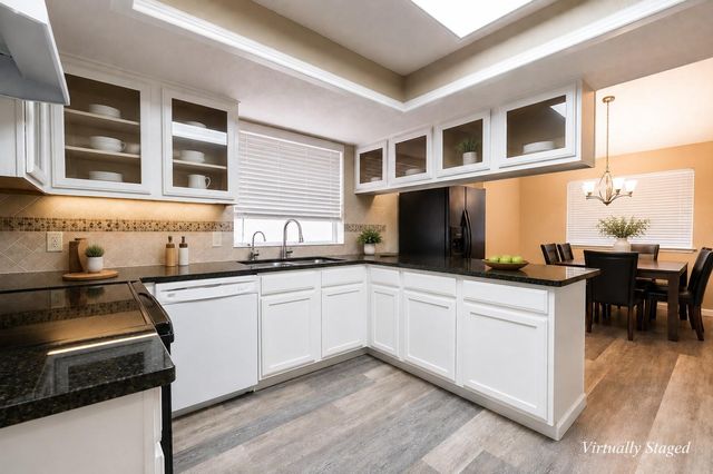 11623 Lennington Lane, Houston, TX 77064