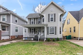 135 N STATE Street, Springfield, IL 62702