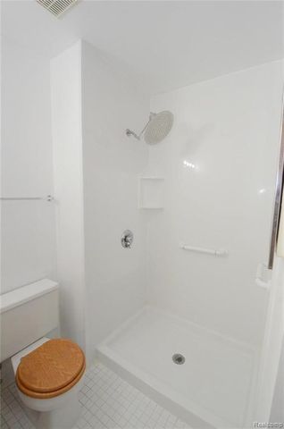 42803 Lilley Pointe Drive 139, Canton, MI 48187