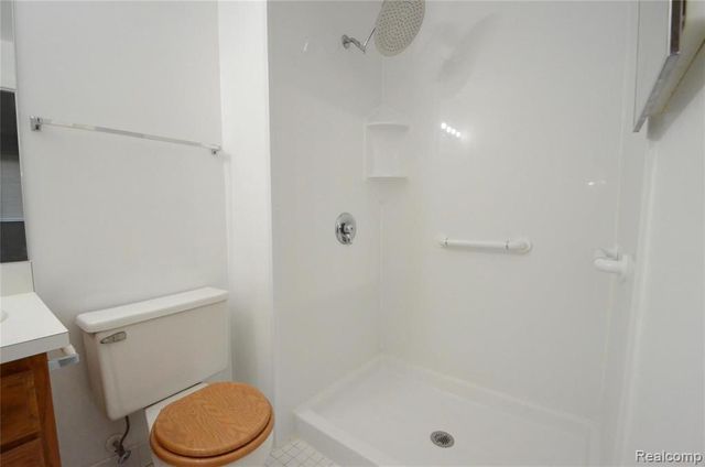 42803 Lilley Pointe Drive 139, Canton, MI 48187