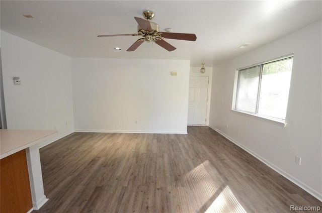 42803 Lilley Pointe Drive 139, Canton, MI 48187