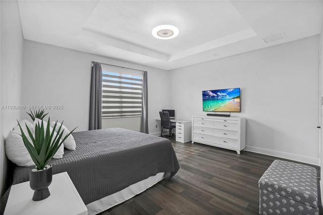 8348 NW 26th Ct, Cooper City, FL 33024