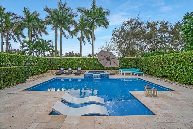 8348 NW 26th Ct, Cooper City, FL 33024