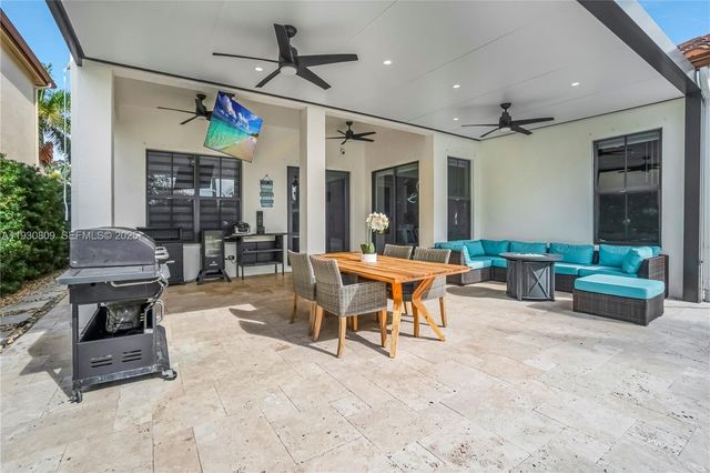 8348 NW 26th Ct, Cooper City, FL 33024