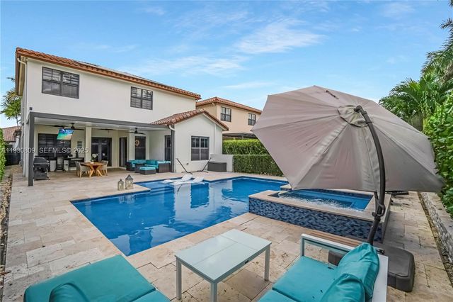 8348 NW 26th Ct, Cooper City, FL 33024