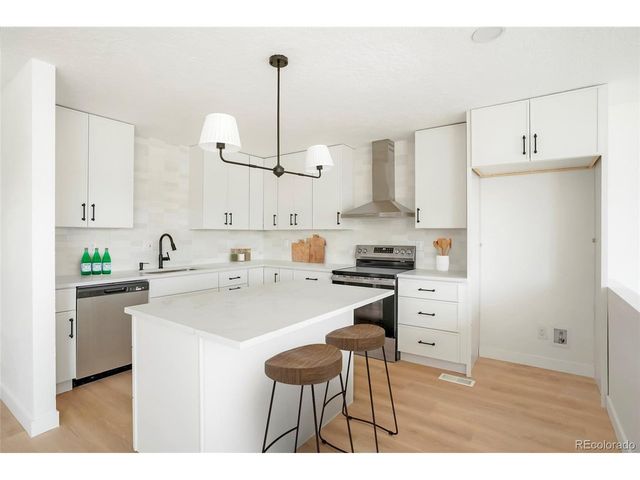 2216 Apple Ave, Greeley, CO 80631