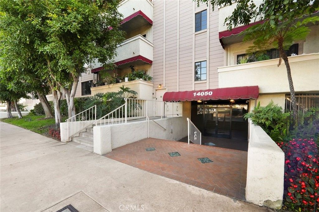 14050 Magnolia Boulevard 213, Sherman Oaks, CA 91423 — exterior