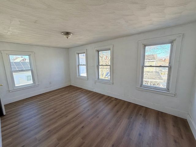 1 Allen Ct, Marlborough, MA 01752