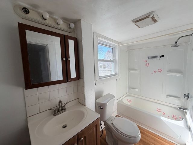 1 Allen Ct, Marlborough, MA 01752