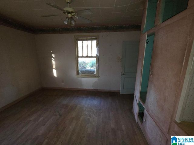 525 CRUMLEY CHAPEL ROAD, Birmingham, AL 35214