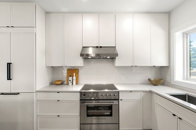 16 Elm Street 16, Newton, MA 02465