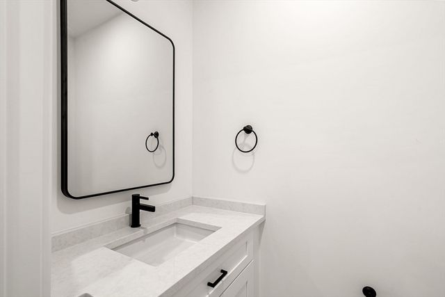 16 Elm Street 16, Newton, MA 02465