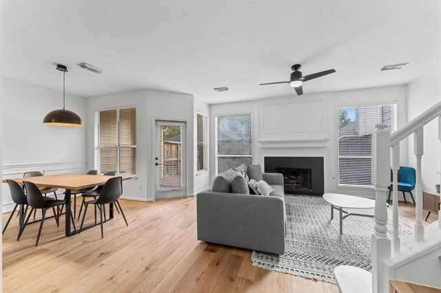 7 S Avonlea Circle, Spring, TX 77382