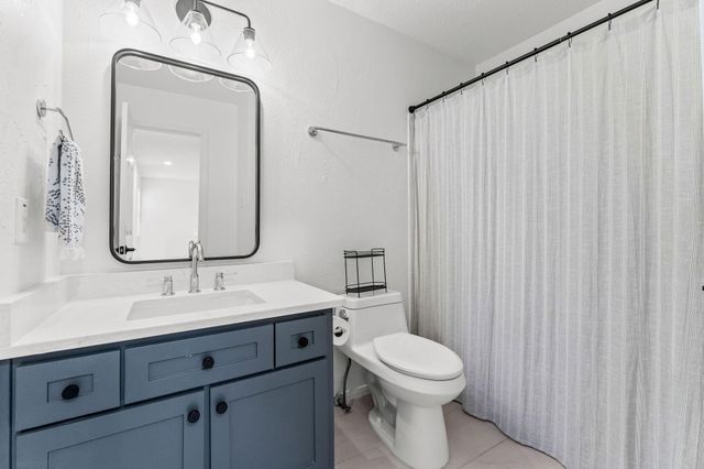 7 S Avonlea Circle, Spring, TX 77382