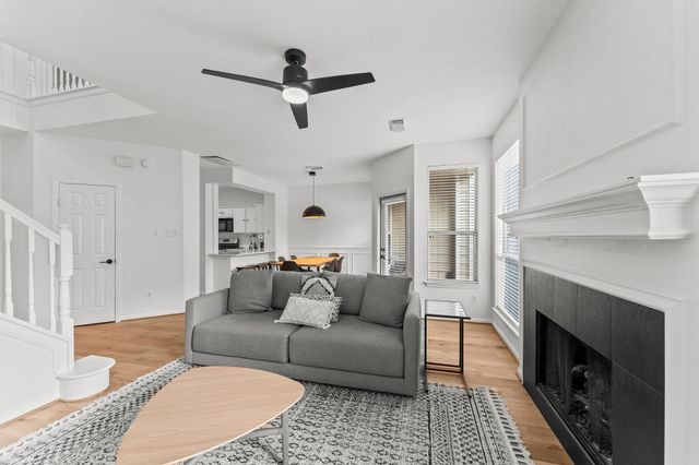 7 S Avonlea Circle, Spring, TX 77382