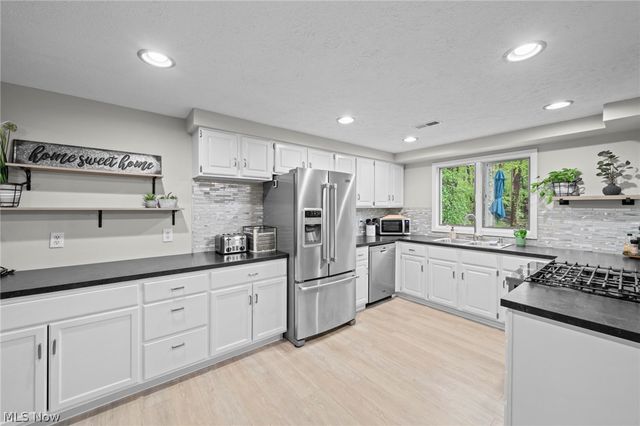 4542 Briarcliff Trail, Copley, OH 44321