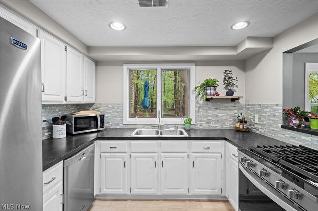 4542 Briarcliff Trail, Copley, OH 44321