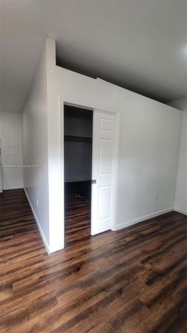 10172 SW 159th Ave, Miami, FL 33196