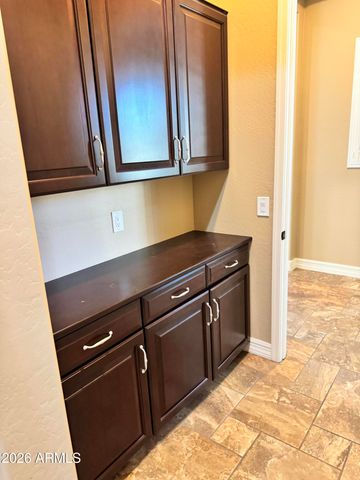 10130 E TUPELO Avenue E, Mesa, AZ 85212