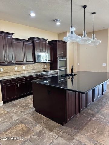 10130 E TUPELO Avenue E, Mesa, AZ 85212