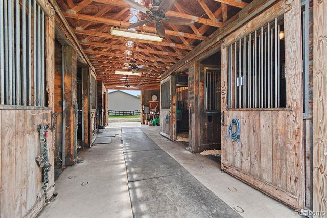 27800 Van Horn Road, New Boston, MI 48164